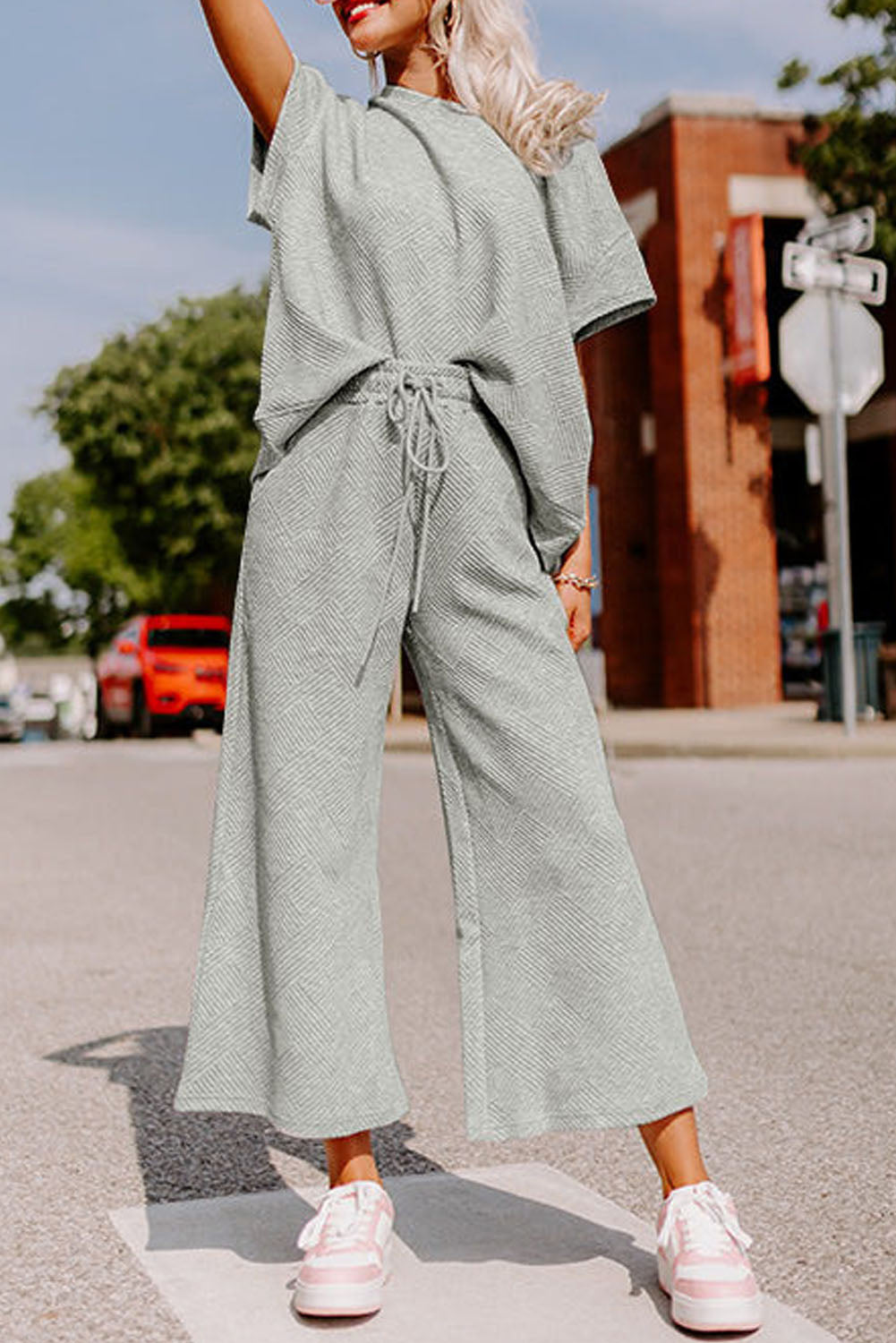 Gray Textured Loose Fit T Shirt and Drawstring Pants Set.