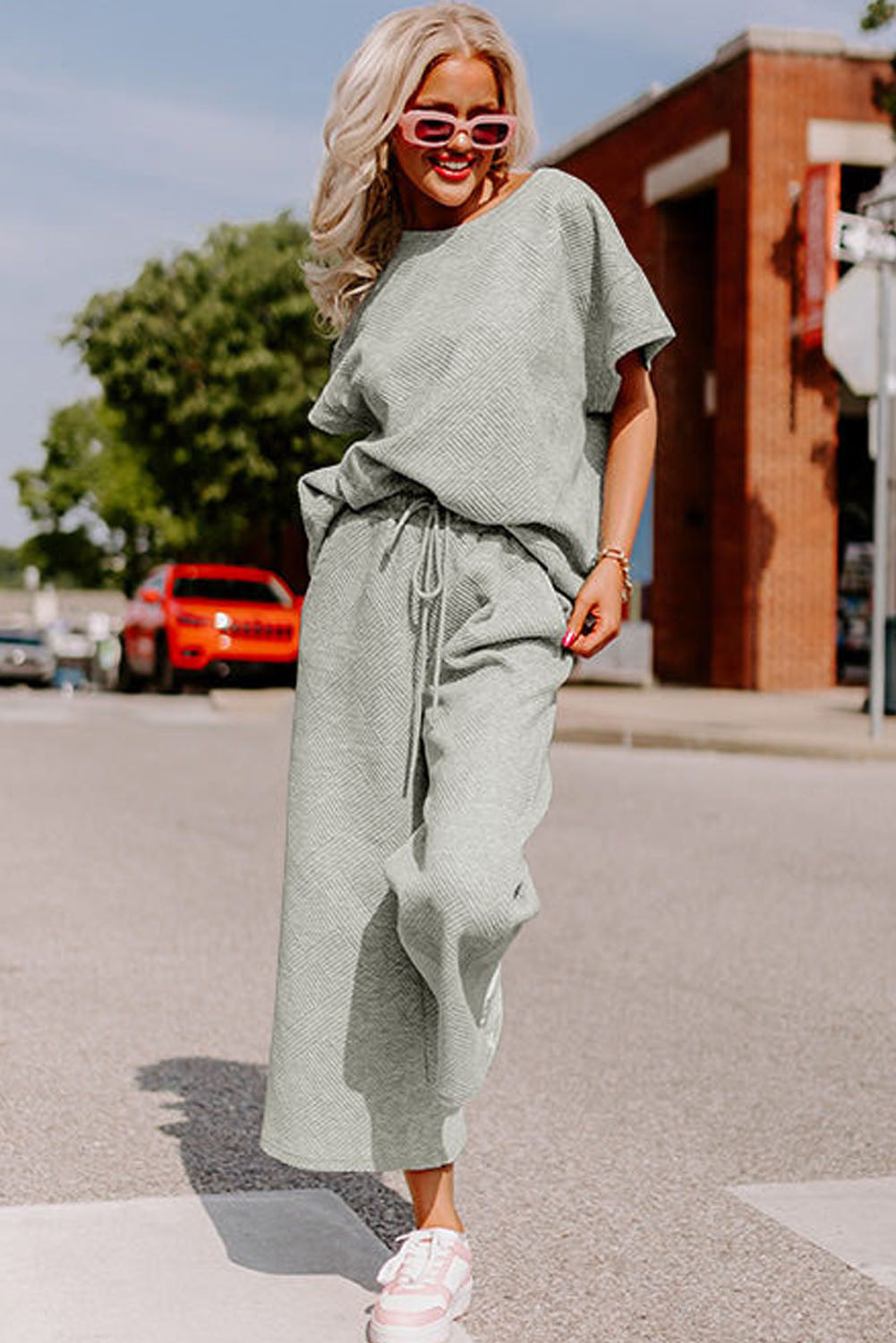 Gray Textured Loose Fit T Shirt and Drawstring Pants Set.